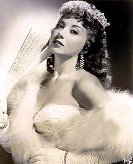 trav beverly sills uj